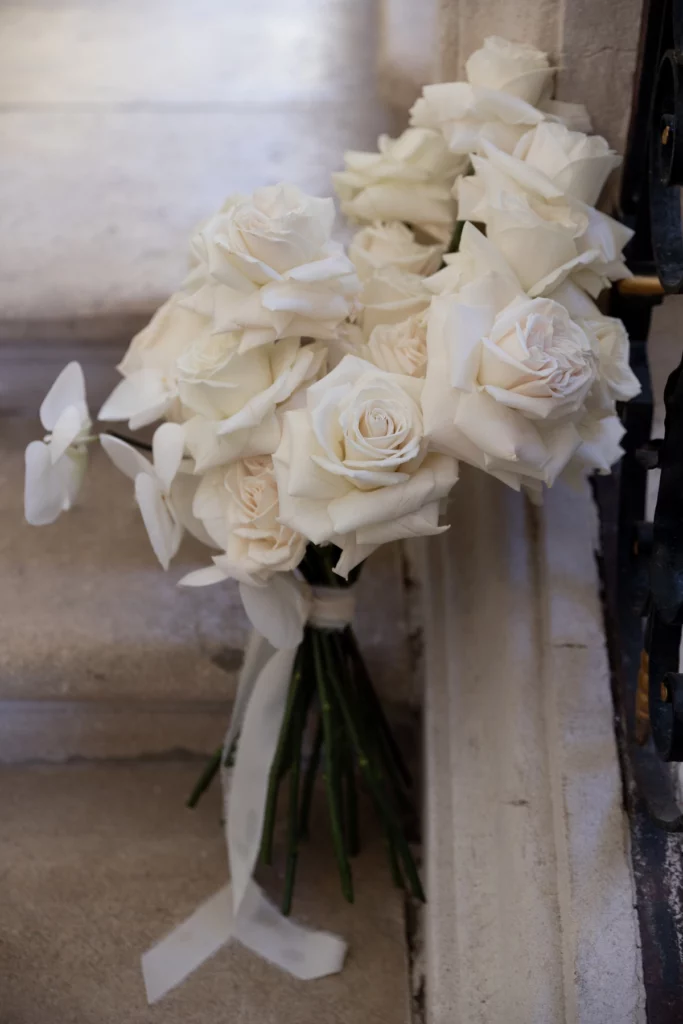 composition florale mariage moderne élégant the sweet romance